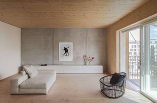 Wohnung kaufen in Gotenstraße 44, 10829 Schöneberg, Design-Wohnung im Holzhaus mit 2 Balkonen, Douglasie-Dielen, Sichtbeton & offener Küche in Eiche