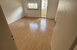 Wohnung kaufen in Südmährerstraße 12, 73312 Geislingen, Geschmackvolle 2-Raum-Wohnung mit Balkon und Einbauküche in Geislingen
