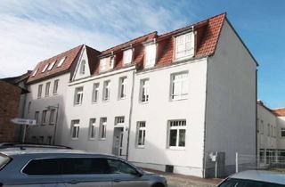Wohnung mieten in 18273 Güstrow, 3 Zimmer DG Wohnung Nähe Pferdemarkt in Güstrow