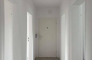 Wohnung mieten in Walkenbrügger Weg, 58739 Wickede, Renovierte 4-Zimmer-Wg. mit Balkon in Wiehagen