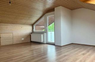 Wohnung mieten in 72108 Rottenburg, Gemütliche 2-Zimmer-DG-Wohnung mit Einbauküche und Garten in Rottenburg
