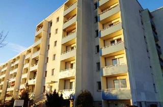 Wohnung mieten in Rosa-Luxemburg-Allee 74, 14772 Hohenstücken, Nachmieter gesucht für eine kleine Single Wohnung mit Balkon