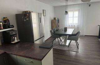 Wohnung mieten in Äußere Landshuter Straße 59, 84048 Mainburg, Modernisierte 3,5-Raum-Wohnung mit Balkon und Einbauküche in Mainburg