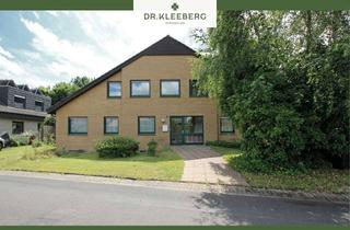 Haus kaufen in 48161 Nienberge, Ein-/Zweifamilienhaus mit Potenzial in verkehrsgünstiger Lage von Münster-Nienberge