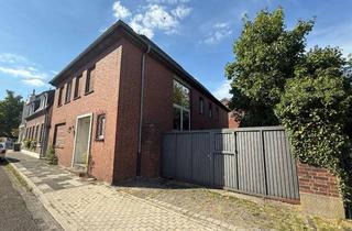 Haus kaufen in 47608 Geldern, Sanierungsfall in Innenstadtnähe