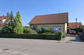 Einfamilienhaus kaufen in 72406 Bisingen, Einfamilienhaus mit großem Garten in Bisingen.
