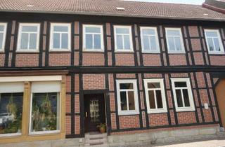 Haus kaufen in 39356 Weferlingen, Vierseitenhof mit 2 Wohneinheiten,kleiner Gewerbeeinheit und viel Nebengelass.