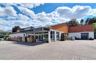 Gewerbeimmobilie kaufen in 55595 Wallhausen, Großzügige Halle mit 42 Parkplätzen, vielfältige Nutzungsmöglichkeiten, verkehrsgünstig gelegen