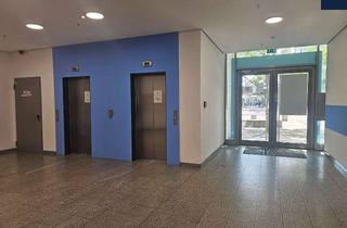 Büro zu mieten in 71229 Leonberg, +Zentral gelegene und helle Bürofläche im Leonberger Zentrum+