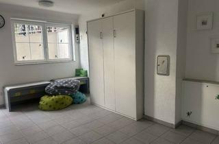 Immobilie mieten in Kapeller Weg 25, 40764 Langenfeld, Helle, teilmöblierte Einliegerwohnung in Langenfeld mit Glasfaser & Waldlage