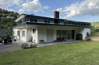 Villa kaufen in 37688 Beverungen, ***Dahlhausen - Großzügige Villa mit Wellnessbereich, Dachterrasse und Gartenidylle***