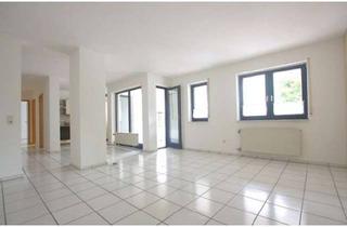 Wohnung mieten in Am Bellenbaum 16, 64846 Groß-Zimmern, Geschmackvolle 3-Zimmer-Erdgeschosswohnung mit Balkon in Groß-Zimmern
