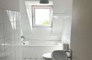 Wohnung mieten in 45657 Recklinghausen, Freundliche 2,5-Zimmer-DG-Wohnung mit Balkon in Recklinghausen