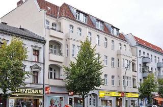 Wohnung mieten in Tempelhofer Damm 206, 12099 Tempelhof, Großzügige Familienwohnung mit Balkon!