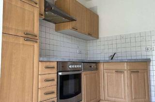 Wohnung mieten in Freitagstraße 44, 07546 Gera, Attraktive 3-Raum-Wohnung mit EBK & Balkon in ruhiger Wohnlage von Gera