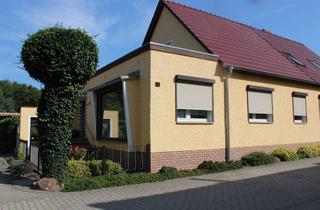 Doppelhaushälfte kaufen in Waldstraße 11, 16230 Chorin, Günstige 4-Raum-Doppelhaushälfte im Grünen