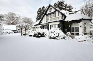 Haus kaufen in 21521 Aumühle, Ein Ensemble mit Handschrift – designt mit Peter Maly, versteckt im Herzen von Aumühle