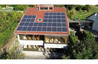 Einfamilienhaus kaufen in 72574 Bad Urach, Bad Urach - Einfamilienhaus mit Einliegerwohnung, viel Platz und einer grandiosen Weitsicht