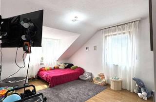 Wohnung kaufen in 51469 Bergisch Gladbach, KENSINGTON Exklusiv - Gemütliche Dachgeschosswohnung mit Potential