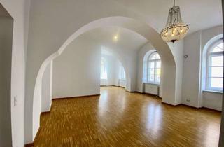 Wohnung kaufen in 83435 Bad Reichenhall, Exklusive Wohnung mit 135 m² in Innenstadtlage