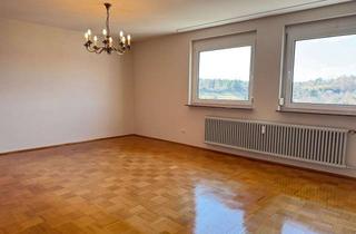 Wohnung kaufen in 78532 Tuttlingen, Helle und großzügige 5-Zimmer-Wohnung mit Balkon, Tiefgarage und optimaler Raumaufteilung!