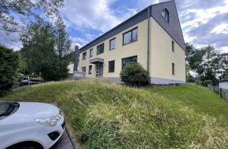 Wohnung kaufen in Vogelsangstraße 32, 52159 Roetgen, Sanierte eigentumswohnung mit privaten garten, 2 Zimmer, Stellplatz und Neue einbauküche