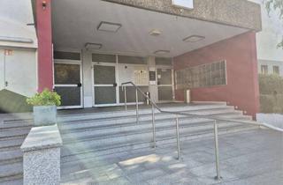 Wohnung kaufen in Birkenwaldstraße 5 - 7, 63179 Obertshausen, Ansprechende 2-Zimmer-Wohnung mit Balkon in Obertshausen