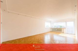 Wohnung kaufen in 79664 Wehr, Modernisierte Eigentumswohnung mit Traum-Aussicht über die Dächer von Wehr, 3.OG ohne Lift