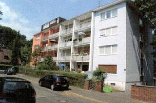 Wohnung kaufen in 90478 Dutzendteich, Lage. Lage. Lage. 4-Zimmer-Wohnung mit Balkon in Nürnberg. Direkt am Dutzendteich.