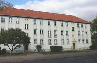 Wohnung mieten in Pestalozzistraße 24, 03172 Guben, Gemütliche Altbauwohnung in zentraler Lage sucht Mieter!