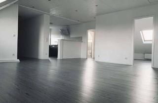 Wohnung mieten in Uerdinger Straße 26, 47441 Moers, Moers-Zentrum nähe Park | Traumhafte Wohnung mit Küche | Renoviert | Neues Bad | KEINE Provision