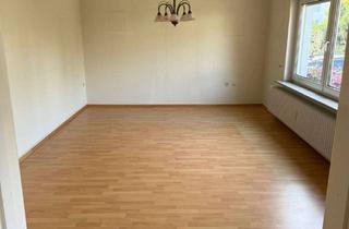 Wohnung mieten in Wolfstraße, 35394 Gießen, Helle 3-Zimmer-Wohnung (82 m²) mit Garten (300qm) und Terrasse (18qm) in zentraler Lage von Gießen