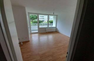 Wohnung mieten in Am Stutenanger 8a, 85764 Oberschleißheim, Geschmackvolle, modernisierte 1-Raum-Wohnung mit Balkon in Oberschleißheim