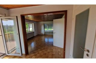 Wohnung mieten in 88074 Meckenbeuren, Ansprechende 3,5-Zimmer-Erdgeschosswohnung mit Balkon und EBK in Gerbertshaus