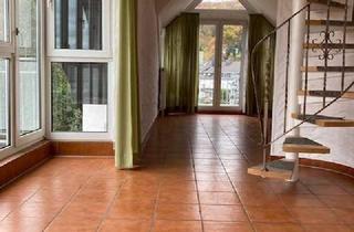 Lofts mieten in 53129 Kessenich, Offene loftähnliche 1,5-Zimmer-Wohnung mit EBK in Bonn