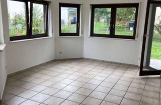 Wohnung mieten in 75180 Dillweißenstein, Schöne helle 2-Zimmer Wohnung mit Garten und schöner Terrasse