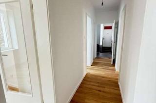 Wohnung mieten in Ulmerstraße 28, 86154 Oberhausen, Neu renovierte 3 ZKB-Wohnung in Augsburg-Oberhausen