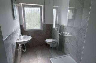 Wohnung mieten in Kleinschwamborn, 51491 Overath, NEU: Moderne frisch renovierte 3-Zimmer-Wohnung mit Fernblick-Balkon