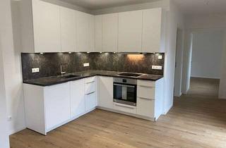Wohnung mieten in Feuerbachstr. 14, 14612 Falkensee, Schöne 3,5-Zimmer-Dachgeschosswohnung mit Balkon in Finkenkruger Toplage