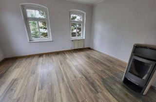 Wohnung mieten in 09465 Sehmatal-Cranzahl, Frisch sanierte, große 5-Raum Wohnung in Cranzahl mit Kamin, Garage und Garten!