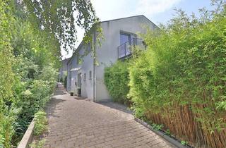 Haus kaufen in 24340 Eckernförde, Modernes Doppelhaus in Eckernförde – flexibel nutzbar für Wohnen und Arbeiten
