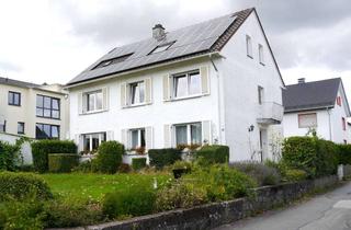 Haus kaufen in Grimmestraße 17, 59929 Brilon, Schönes, freistehendes 2-Fam.-Haus m. ausgeb. Dachgeschoss u. Garage