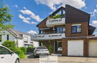 Mehrfamilienhaus kaufen in 41462 Neuss, Für Investoren: Vermietetes Mehrfamilienhaus mit 3 Parteien, Garten, Balkonen & Garage