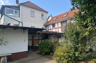 Haus kaufen in 61130 Nidderau, Großes Zweifamilienhaus mit viel Potenzial und neuer Heizung!