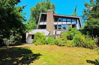 Haus kaufen in 53819 Neunkirchen-Seelscheid, Stilvolles Architektenhaus mit Gartenidylle, Raum & Potenzial