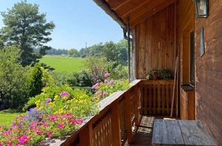 Doppelhaushälfte kaufen in 82057 Icking, Nähe Starnberger See: Stilvolle Doppelhaushälfte mit herrlichem Garten