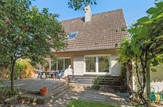 Einfamilienhaus kaufen in 23611 Bad Schwartau, Großzügiges Einfamilienhaus mit Vollkeller und verwunschenem Garten am Ortsrand von Bad Schwartau
