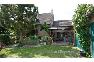 Haus kaufen in Römerstraße 28, 47559 Kranenburg, Freistehendes Ein- oder Zweifamilienhaus nebst Doppelgarage.