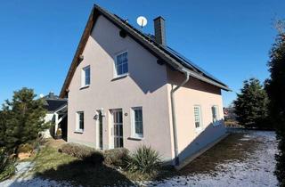 Einfamilienhaus kaufen in 08209 Auerbach, Modernes Einfamilienhaus in ruhiger Siedlung mit effizienter Wärmepumpe aus 2023