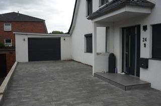 Haus kaufen in 24783 Osterrönfeld, Top Einfamielenhaus mit Garage in Osterrönfeld